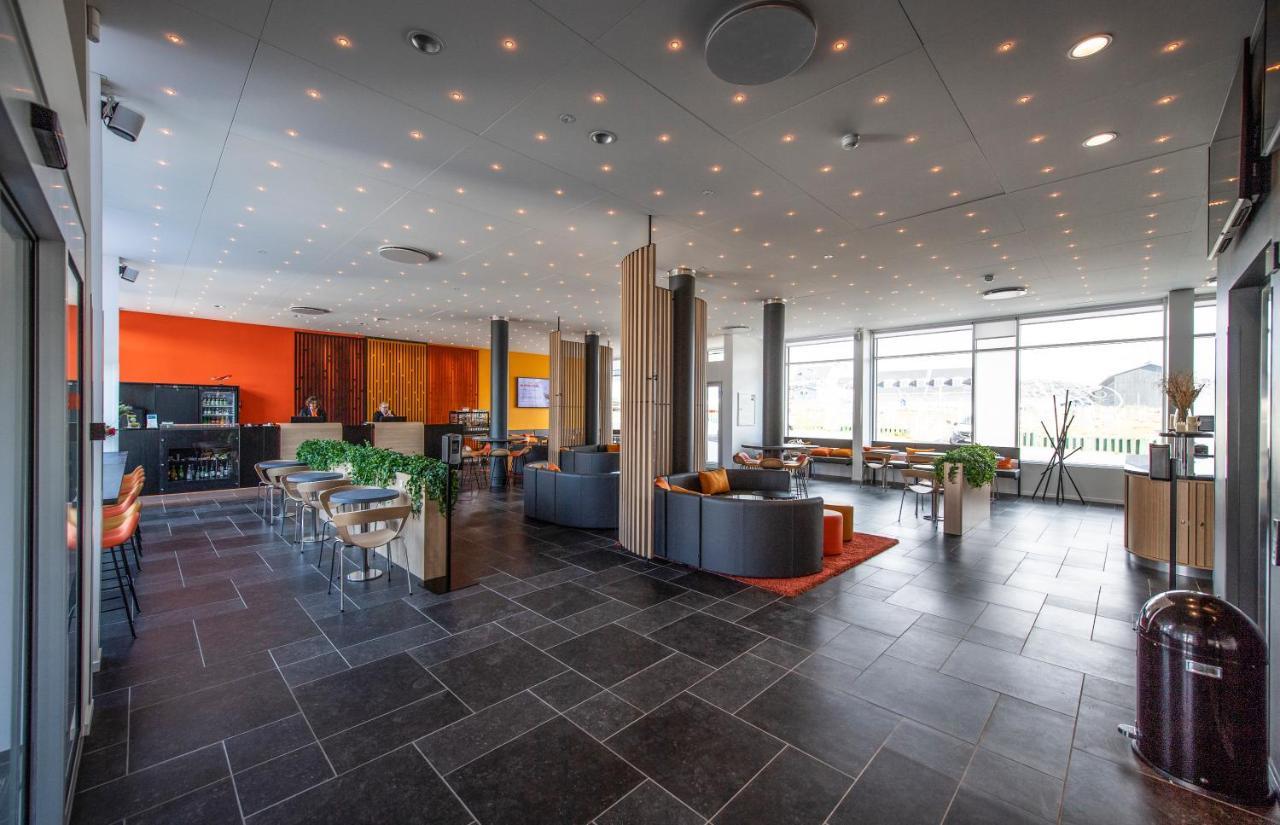 Hhe Express Hotel Nuuk Exterior photo