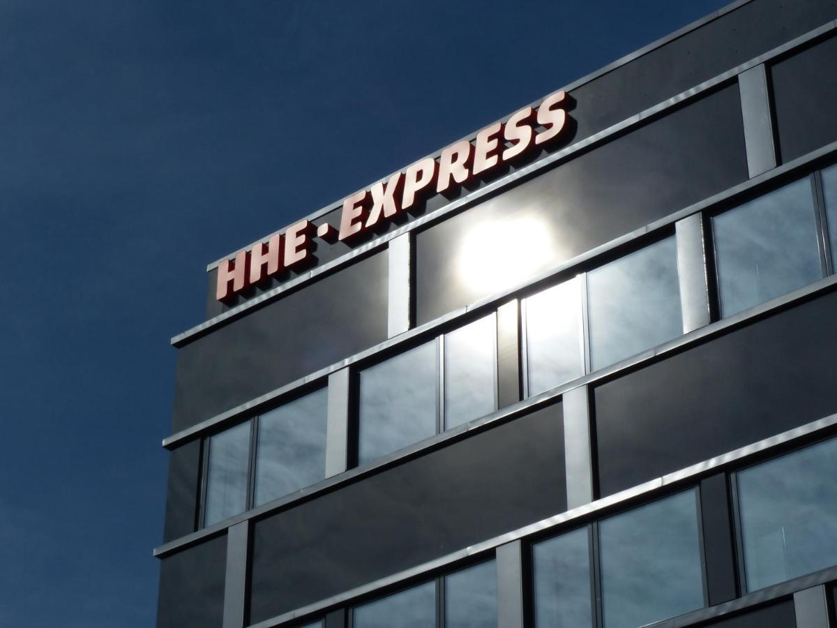 Hhe Express Hotel Nuuk Exterior photo