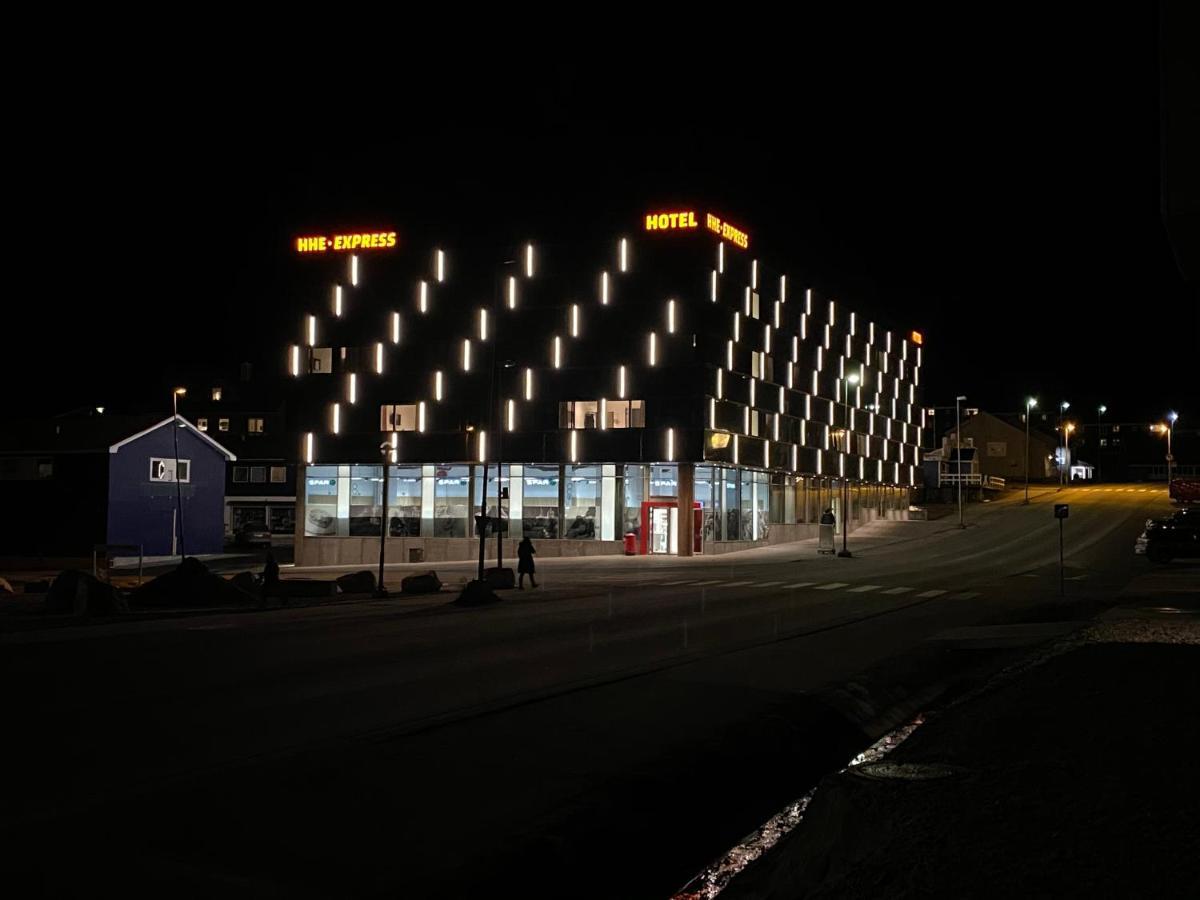 Hhe Express Hotel Nuuk Exterior photo
